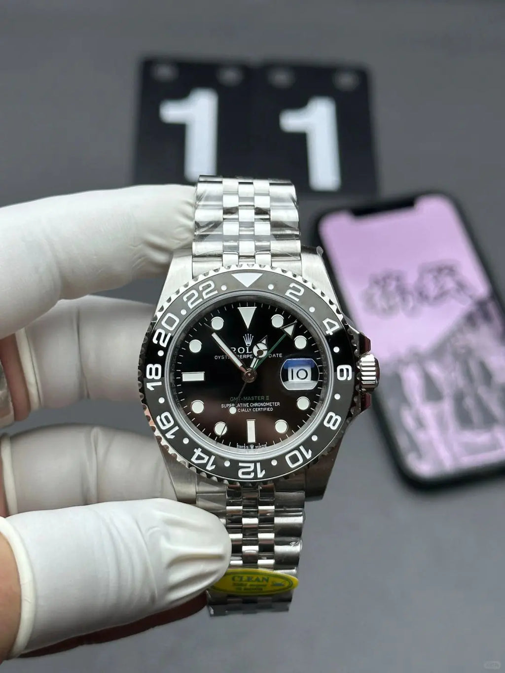 Rolex GMT-Master II Oyster, 40 mm, Oystersteel Reference 126710GRNR 3