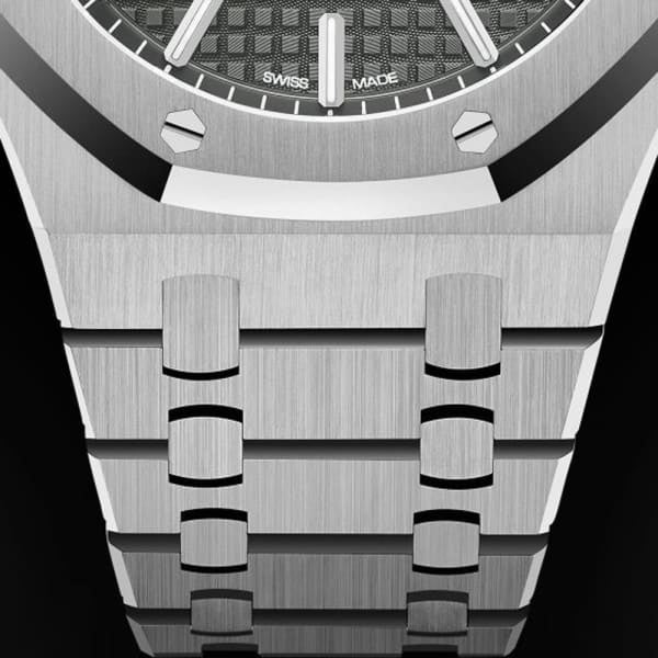 Audemars Piguet Royal Oak Selfwinding Ref. # 15500ST.OO.1220ST.02 5