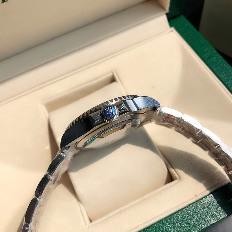 GMT-Master II 126710BLNR 40mm Batman Bezel Watch 7