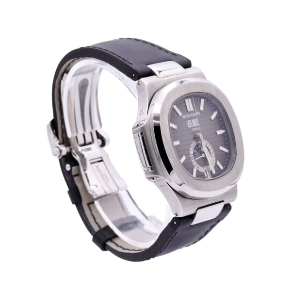 Patek Philippe Nautilus, 40.5mm, Stainless Steel, Black Dial, 5726A-001 3
