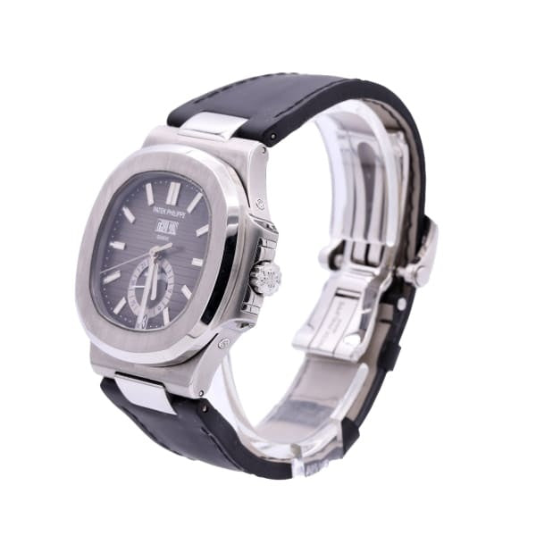 Patek Philippe Nautilus, 40.5mm, Stainless Steel, Black Dial, 5726A-001 5