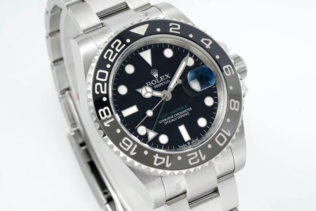 Rolex GMT-Master II Oyster, 40 mm, Oystersteel Reference 126710GRNR 2