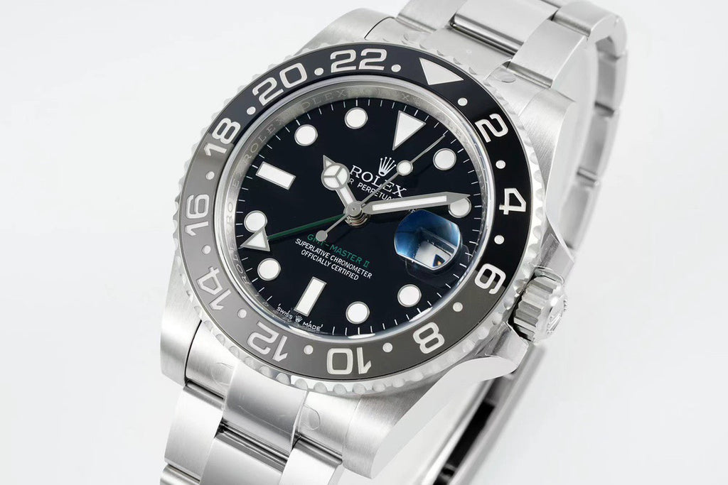 Rolex GMT-Master II Oyster, 40 mm, Oystersteel Reference 126710GRNR 3