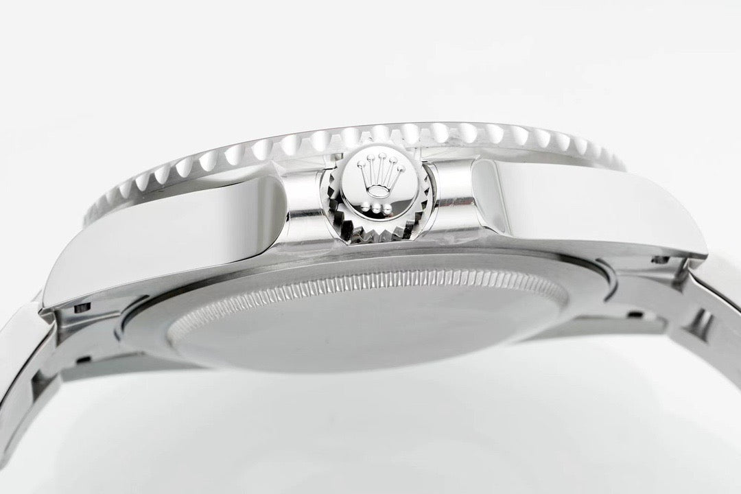 Rolex GMT-Master II Oyster, 40 mm, Oystersteel Reference 126710GRNR 8