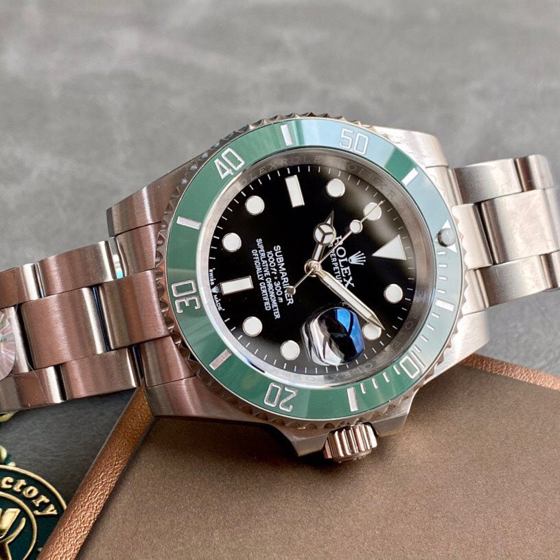 Submariner 126610LV Stainless Steel Black Dial&Green Dial 40mm Watch 2