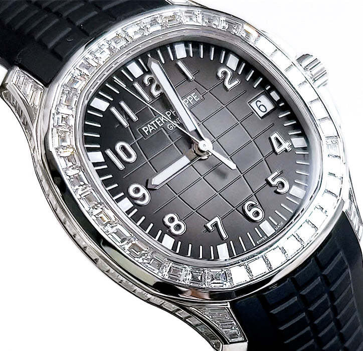 Patek Philippe Aquanaut Diamond Bezel 5167/300G-010 3
