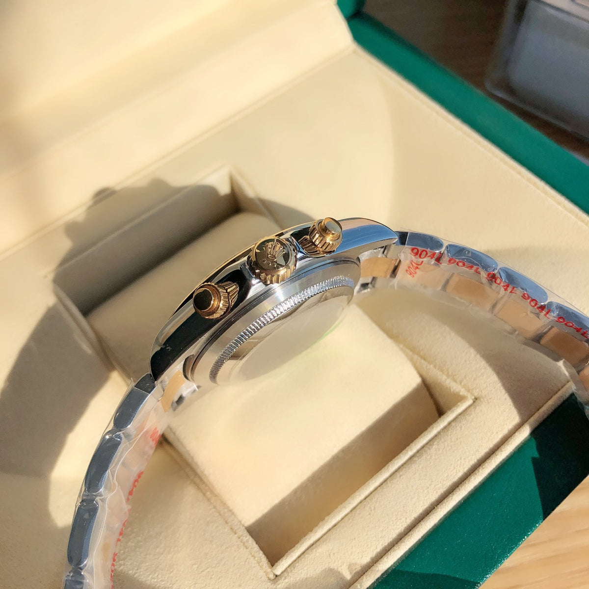 Cosmograph Daytona 116503 Champagne Diamond Oyster 40mm 6