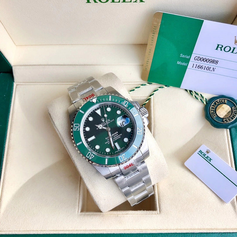 Submariner 116610LV 40mm Green Hulk Dial Watch 5