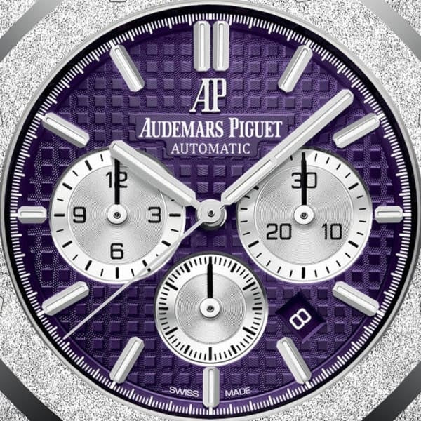 Audemars Piguet Royal Oak Frosted Gold Selfwinding Chronograph Ref. # 26331BC.GG.1224BC.01 4