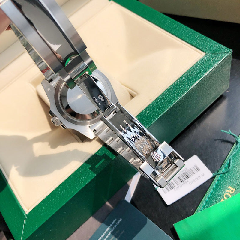 GMT-Master II 126710BLNR 40mm Batman Bezel Watch 9